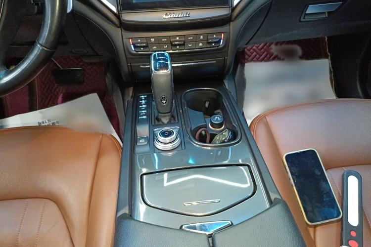 Used Maserati Ghibli 2019 3.0T Standard Version China V Emission Standard Gear Lever