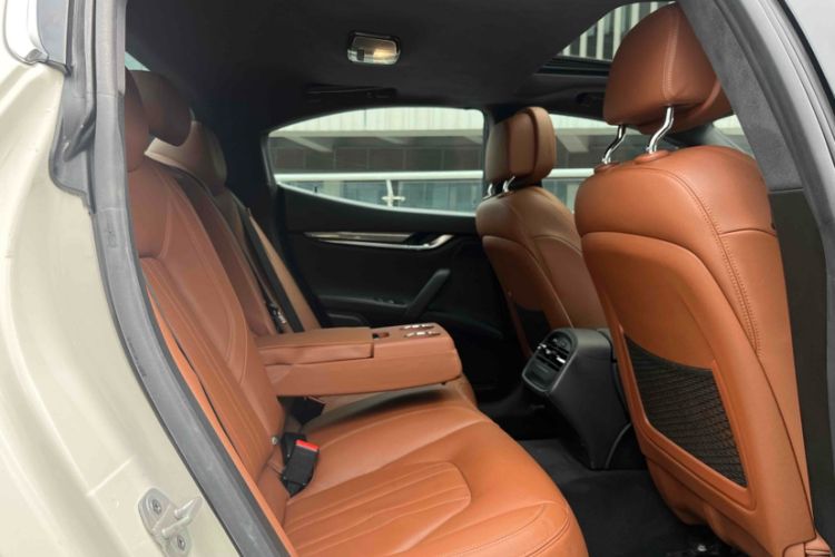 Used Maserati Ghibli 2019 3.0T Standard Version China V Emission Standard Interior 3