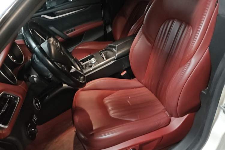 Used Maserati Ghibli 2019 3.0T Standard Version China V Emission Standard Left Front Seat