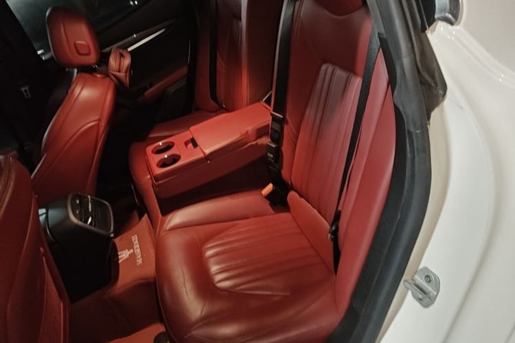 Used Maserati Ghibli 2019 3.0T Standard Version China V Emission Standard Left Rear Seat