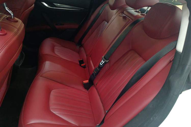 Used Maserati Ghibli 2019 3.0T Standard Version China VI Left Rear Seat