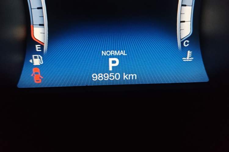 Used Maserati Ghibli 2019 3.0T Standard Version China V Emission Standard Odometer Close Up