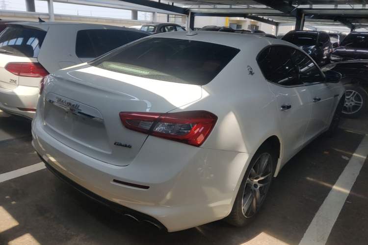 Used Maserati Ghibli 2019 3.0T Standard Version China V Emission Standard Rear Right 45 Deg