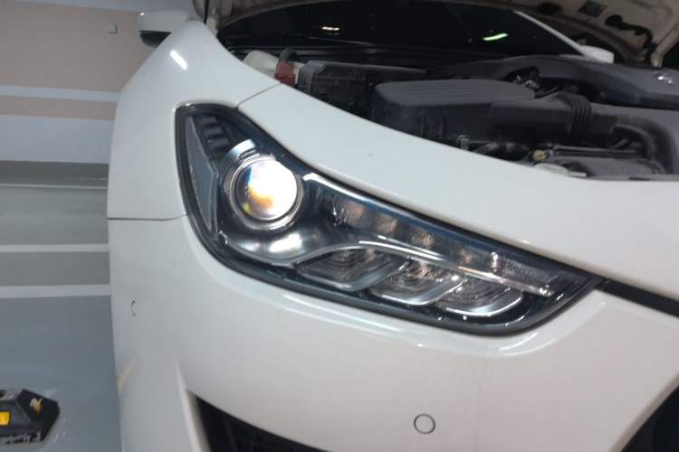 Used Maserati Ghibli 2019 3.0T Standard Version China V Emission Standard Right Front Headlight