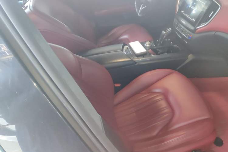 Used Maserati Ghibli 2019 3.0T Standard Version China V Emission Standard Right Front Seat
