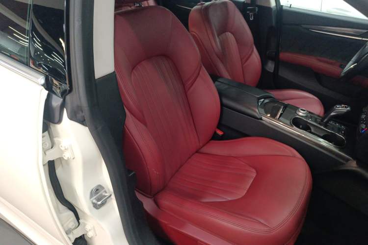 Used Maserati Ghibli 2019 3.0T Standard Version China VI Right Front Seat