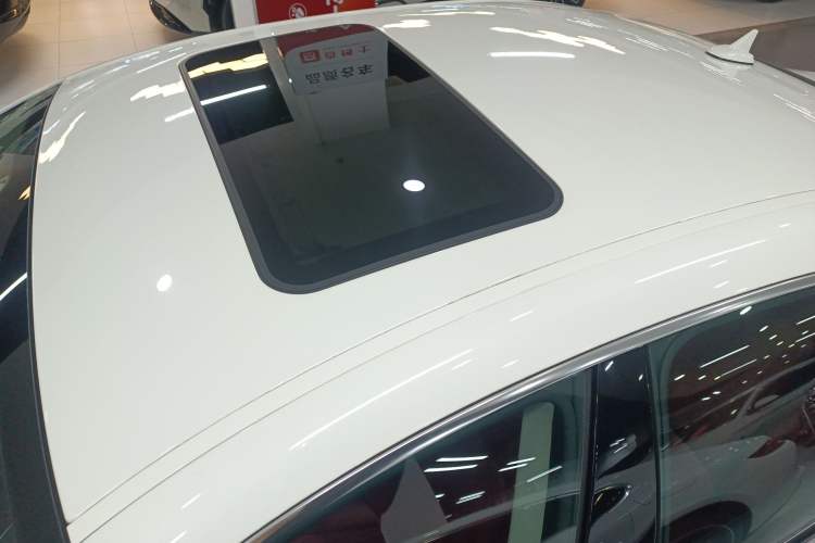 Used Maserati Ghibli 2019 3.0T Standard Version China VI Roof