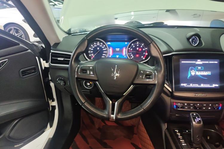 Used Maserati Ghibli 2019 3.0T Standard Version China VI Steering Wheel