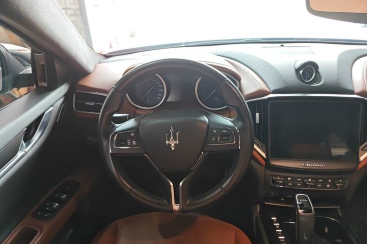 Used Maserati Ghibli 2019 3.0T Standard Version China VI Steering Wheel