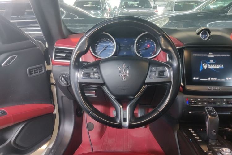 Used Maserati Ghibli 2019 3.0T Standard Version China V Emission Standard Steering Wheel