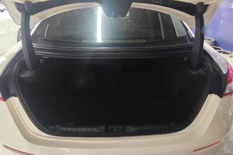 Used Maserati Ghibli 2019 3.0T Standard Version China VI Trunk