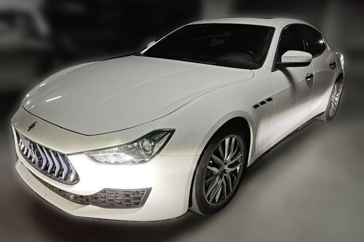 Used Maserati Ghibli 2019 3.0T Standard Version China V Emission Standard Guazi used car, China used car export, Used car for sale, Used Maserati cars, Cheapest cars for sale