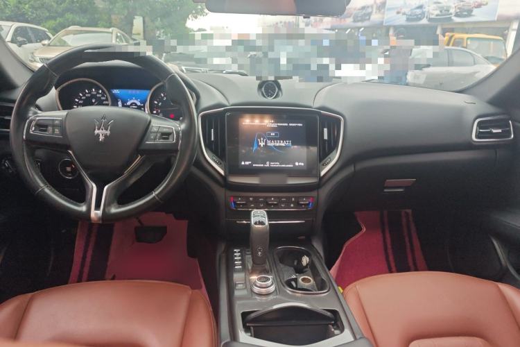 Used Maserati Ghibli 2019 3.0T Standard Version China V Emission Standard Center Console