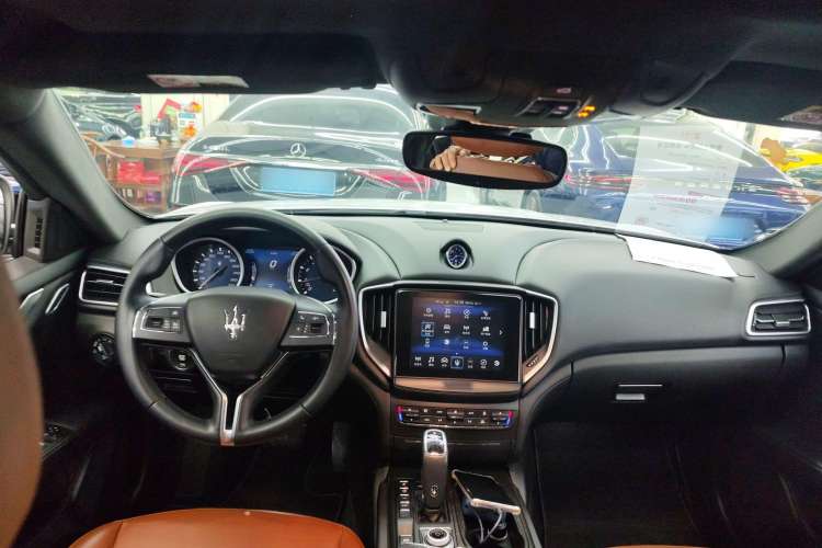 Used Maserati Ghibli 2019 3.0T Standard Version China V Emission Standard Interior 2