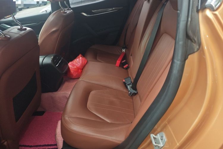 Used Maserati Ghibli 2019 3.0T Standard Version China V Emission Standard Left Rear Seat