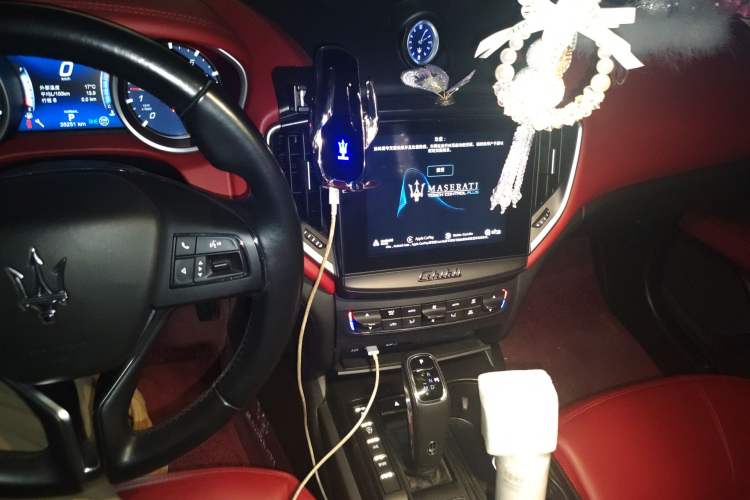 Used Maserati Ghibli 2020 3.0T Standard Edition Audio And AC Panel