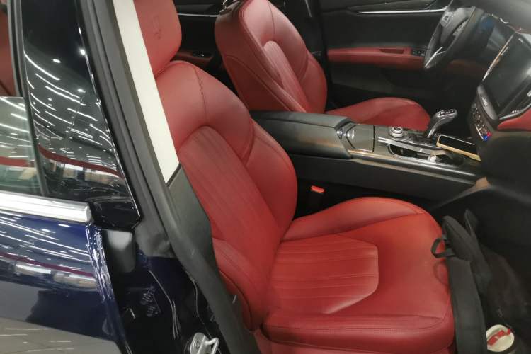 Used Maserati Ghibli 2020 3.0T Standard Edition Right Front Seat