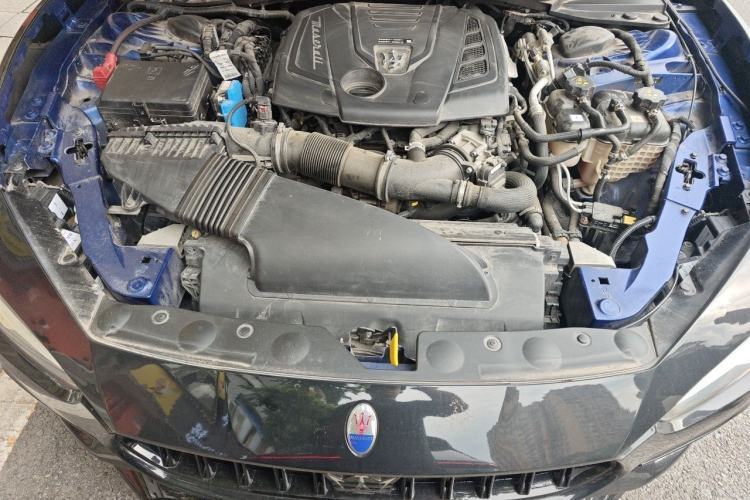 Used Maserati Ghibli 2021 2.0T Sharp Edition Engine Bay