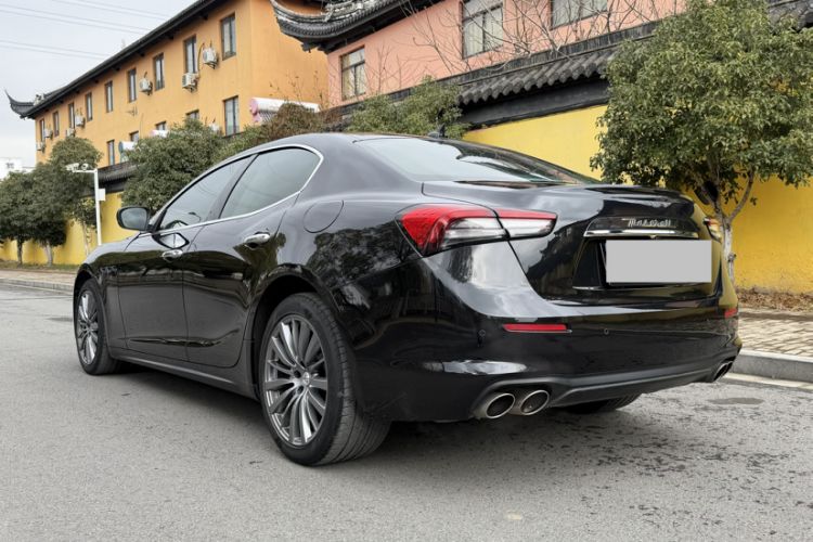 Used Maserati Ghibli 2021 2.0T Sharp Edition Exterior 4