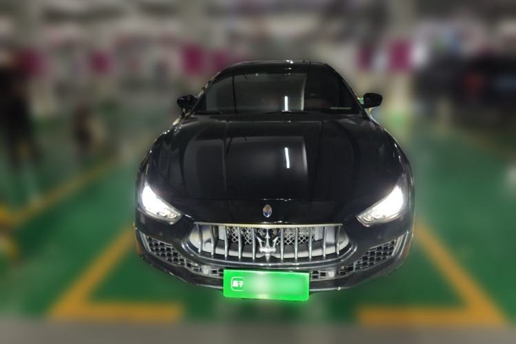 Used Maserati Ghibli 2021 2.0T Sharp Edition Front