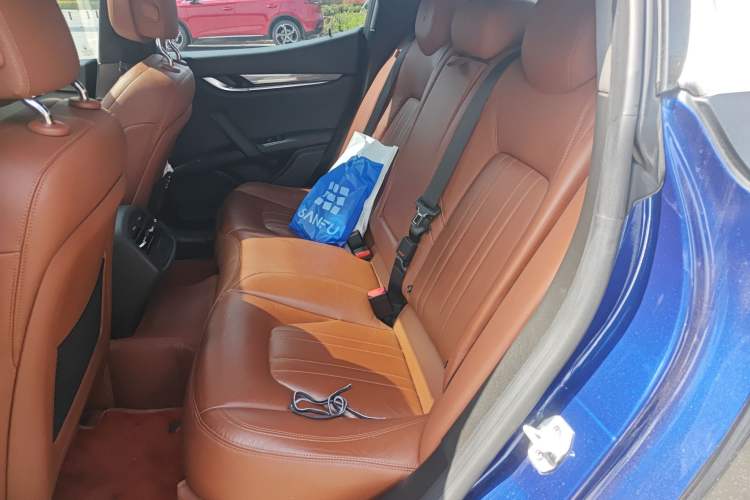 Used Maserati Ghibli 2021 2.0T Sharp Edition Left Rear Seat