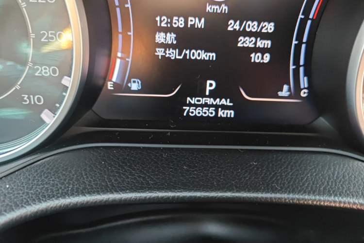 Used Maserati Ghibli 2021 2.0T Sharp Edition Odometer Close Up