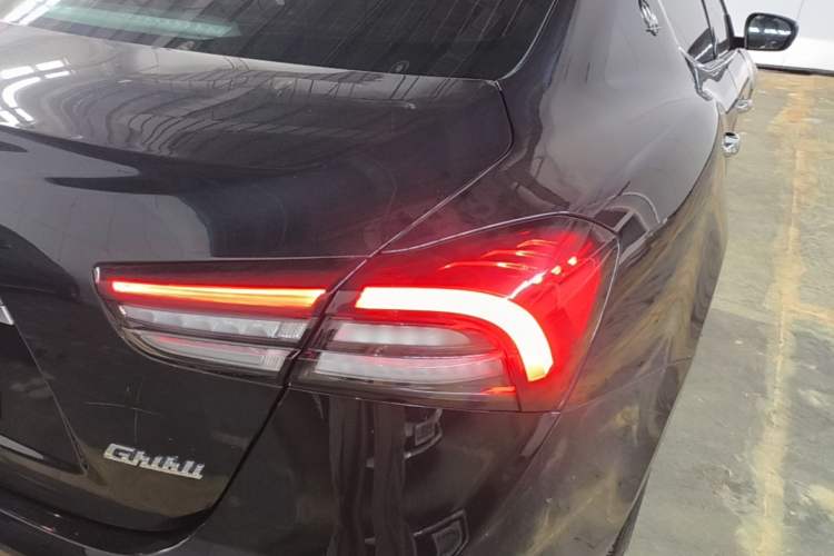 Used Maserati Ghibli 2021 2.0T Sharp Edition Right Rear Taillight