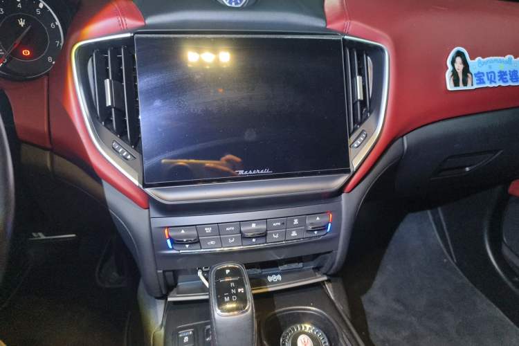 Used Maserati Ghibli 2021 2.0T Sharp Edition Audio And AC Panel