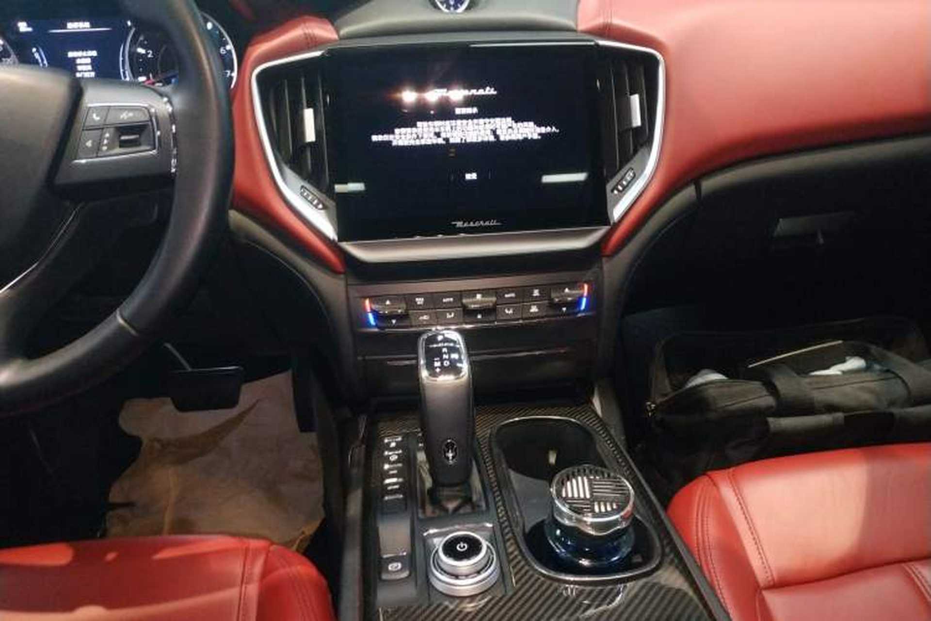 Used Maserati Ghibli 2021 3.0T GranSport Audio And AC Panel