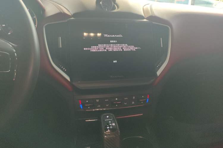 Used Maserati Ghibli 2021 2.0T Sharp Edition Audio And AC Panel