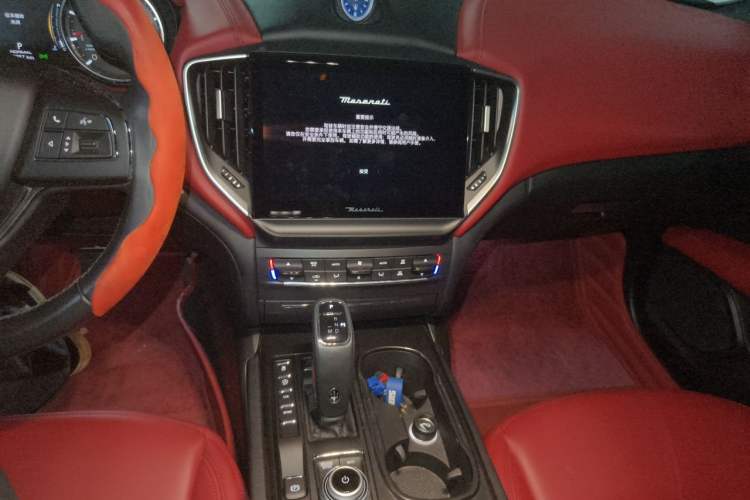 Used Maserati Ghibli 2021 2.0T Sharp Custom Edition Audio And AC Panel