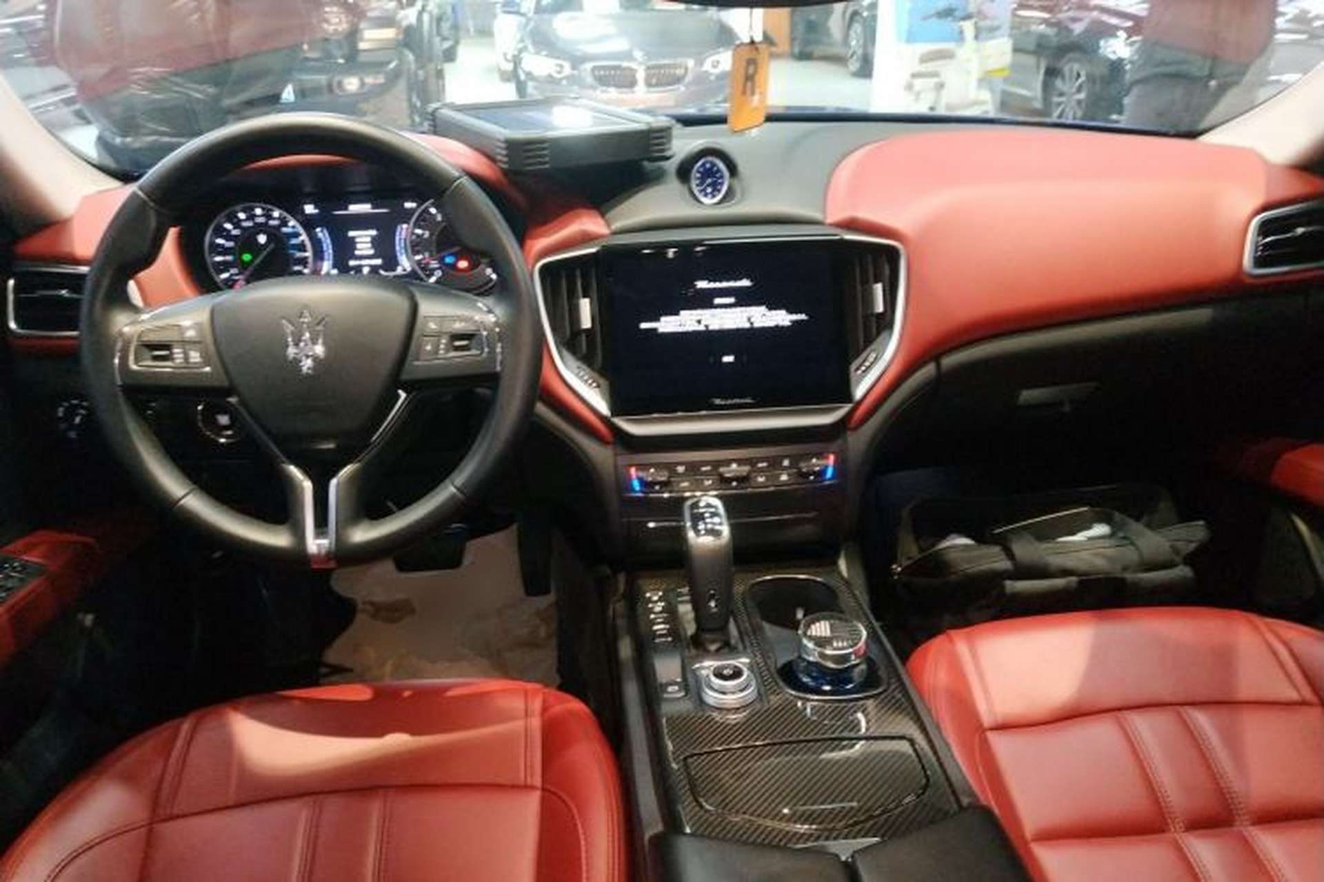 Used Maserati Ghibli 2021 3.0T GranSport Center Console