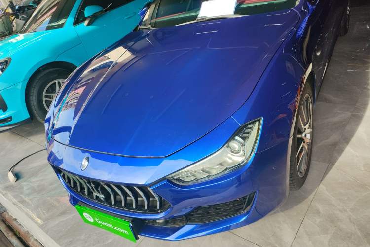 Used Maserati Ghibli 2021 2.0T Sharp Edition Front