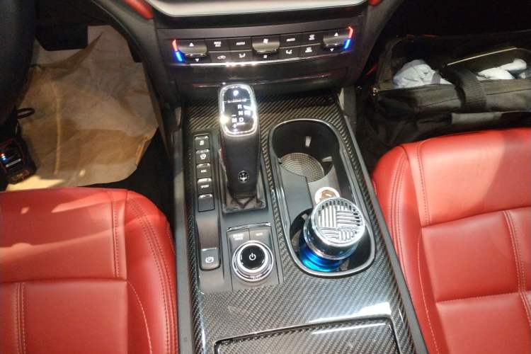 Used Maserati Ghibli 2021 3.0T GranSport Gear Lever