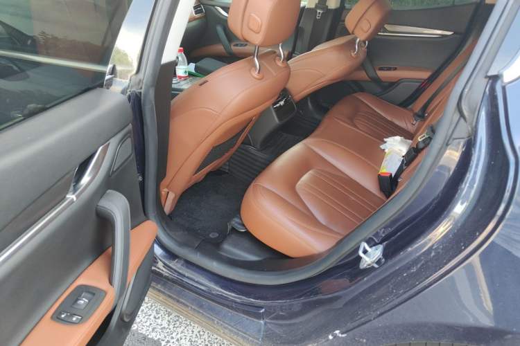 Used Maserati Ghibli 2021 2.0T Sharp Edition Left Rear Seat