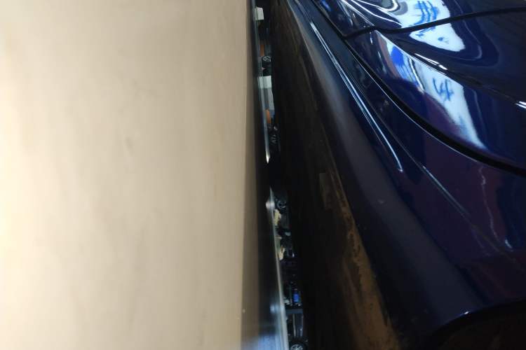 Used Maserati Ghibli 2021 3.0T GranSport Left Side Sill