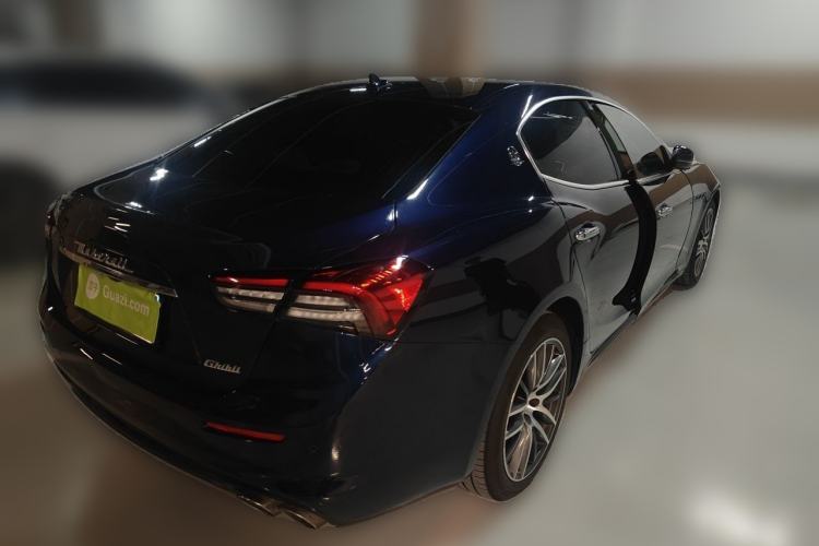Used Maserati Ghibli 2021 2.0T Sharp Edition Rear Right 45 Deg