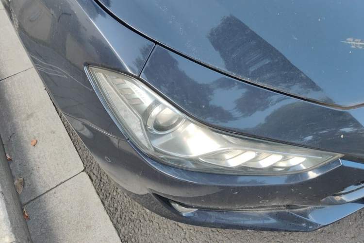 Used Maserati Ghibli 2021 2.0T Sharp Edition Right Front Headlight