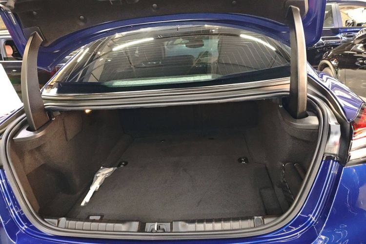 Used Maserati Ghibli 2021 2.0T Sharp Edition Trunk