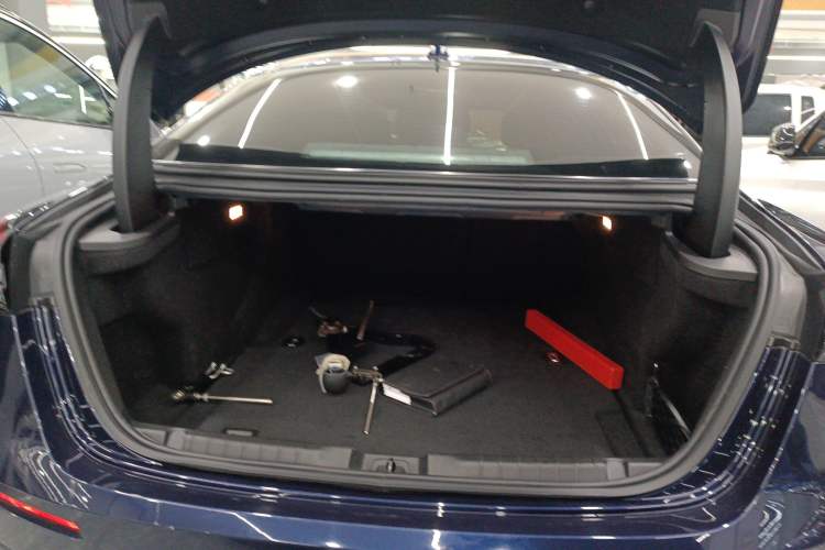 Used Maserati Ghibli 2021 2.0T Sharp Edition Trunk
