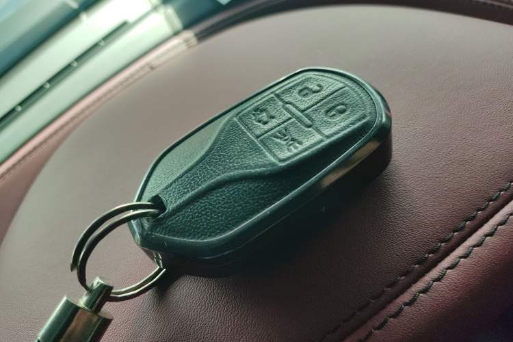 Used Maserati Ghibli 2021 2.0T Sharp Edition Vehicle Key