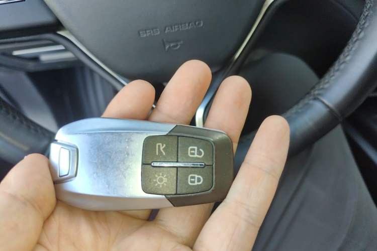 Used Maserati Ghibli 2021 2.0T Sharp Edition Vehicle Key