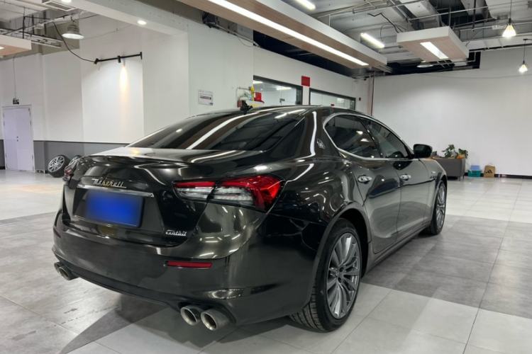 Used Maserati Ghibli 2021 2.0T Sharp Edition Exterior 5