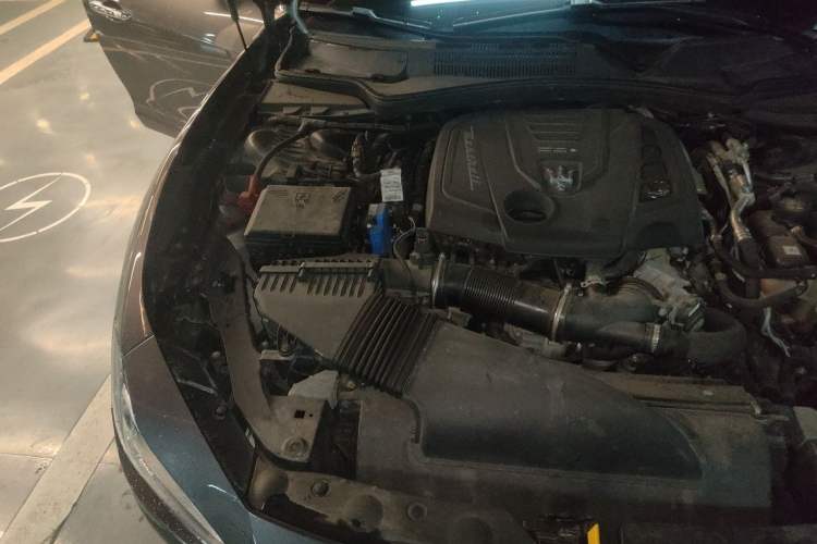 Used Maserati Ghibli 2021 2.0T Sharp Edition Engine Bay Right