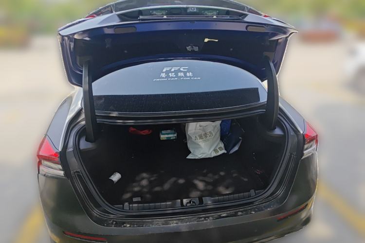 Used Maserati Ghibli 2021 2.0T Sharp Edition Trunk