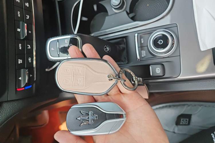 Used Maserati Ghibli 2021 2.0T Sharp Edition Vehicle Key