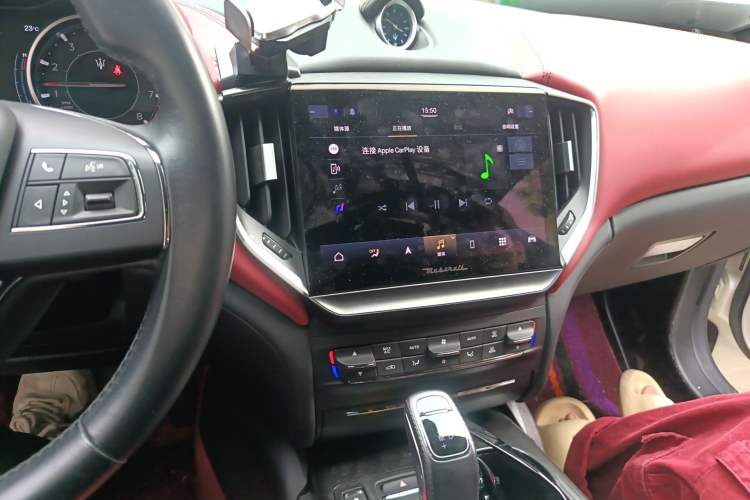 Used Maserati Ghibli 2021 2.0T Sharp Edition Audio And AC Panel