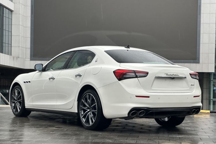 Used Maserati Ghibli 2021 2.0T Sharp Edition Exterior 1