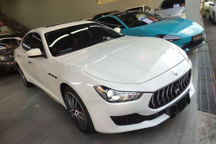 Used Maserati Ghibli 2021 2.0T Sharp Edition Exterior 2