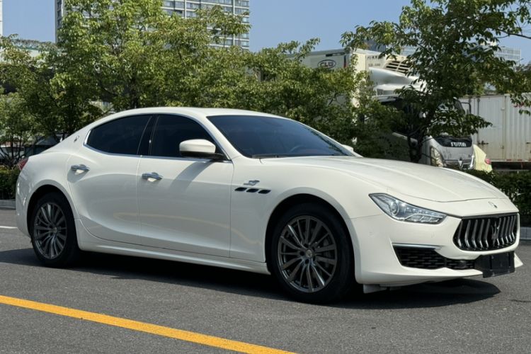 Used Maserati Ghibli 2021 2.0T Sharp Edition Exterior 2